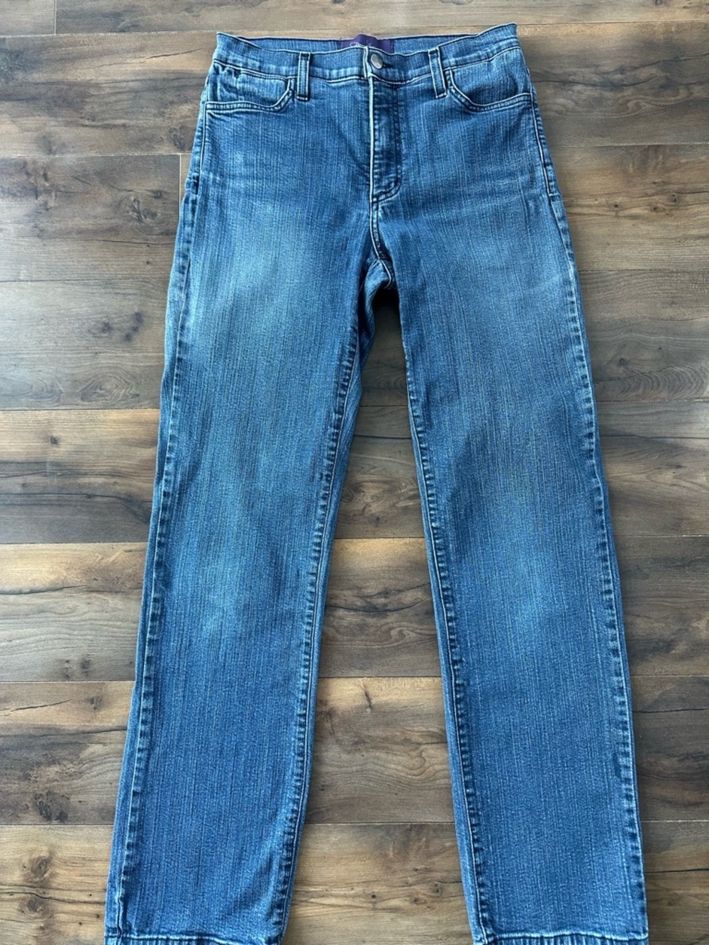 NYDJ Straight Leg Jeans Size 8 Lift Tuck Technology Medium Wash Stretch - Picture 2 of 5